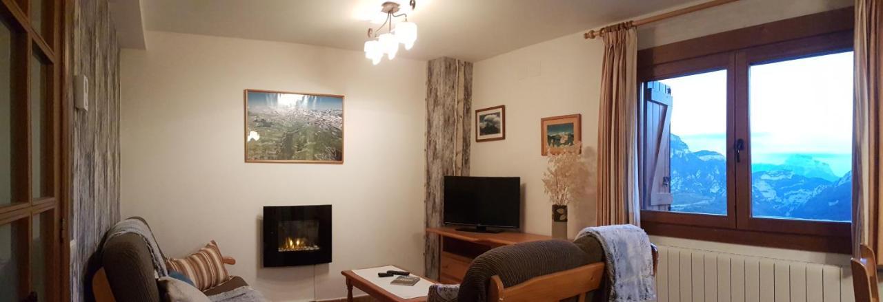 Appartamento Casa Ortiz Nerín Esterno foto